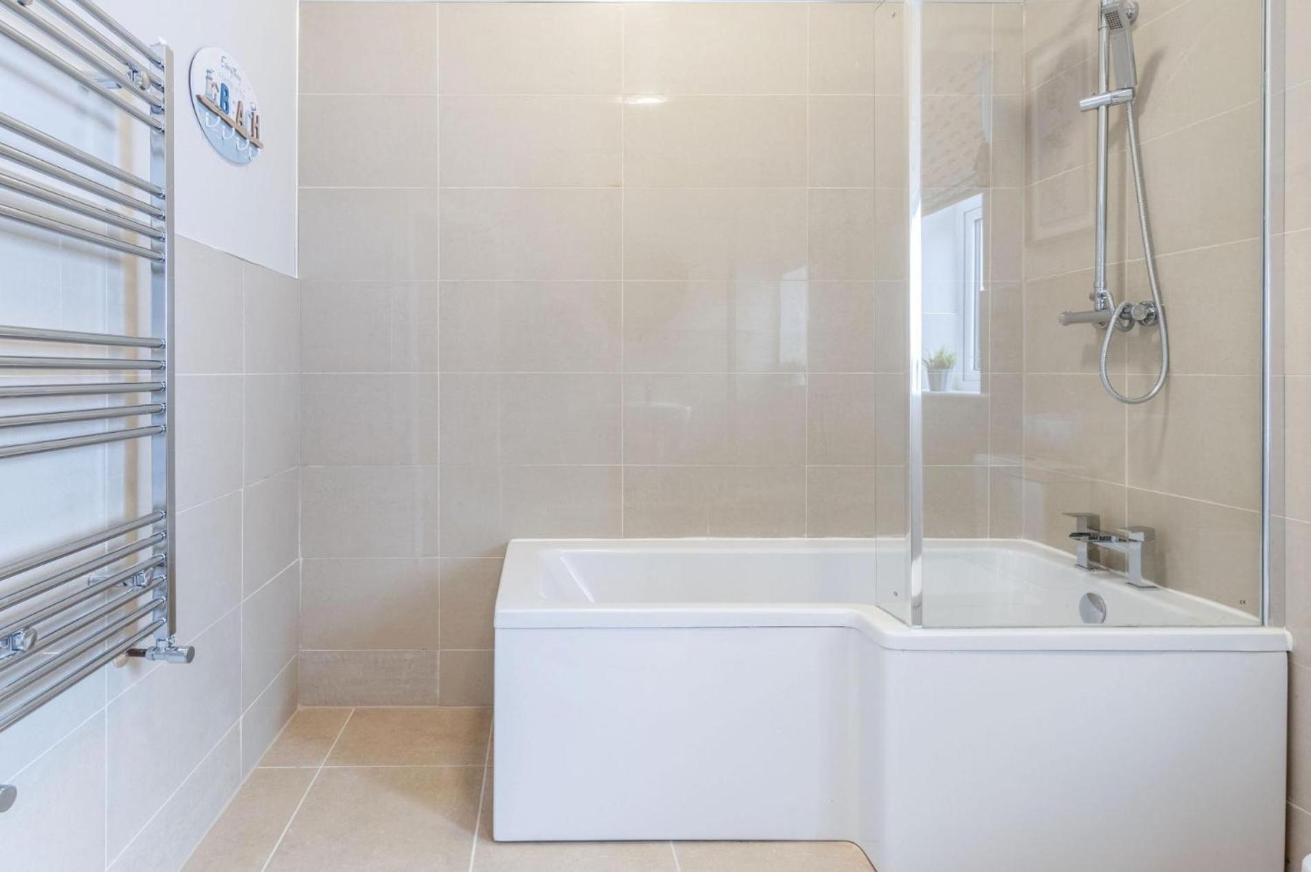 Beach Haven Hideout - 2 Bedroom - Милфорд-Хейвен Экстерьер фото